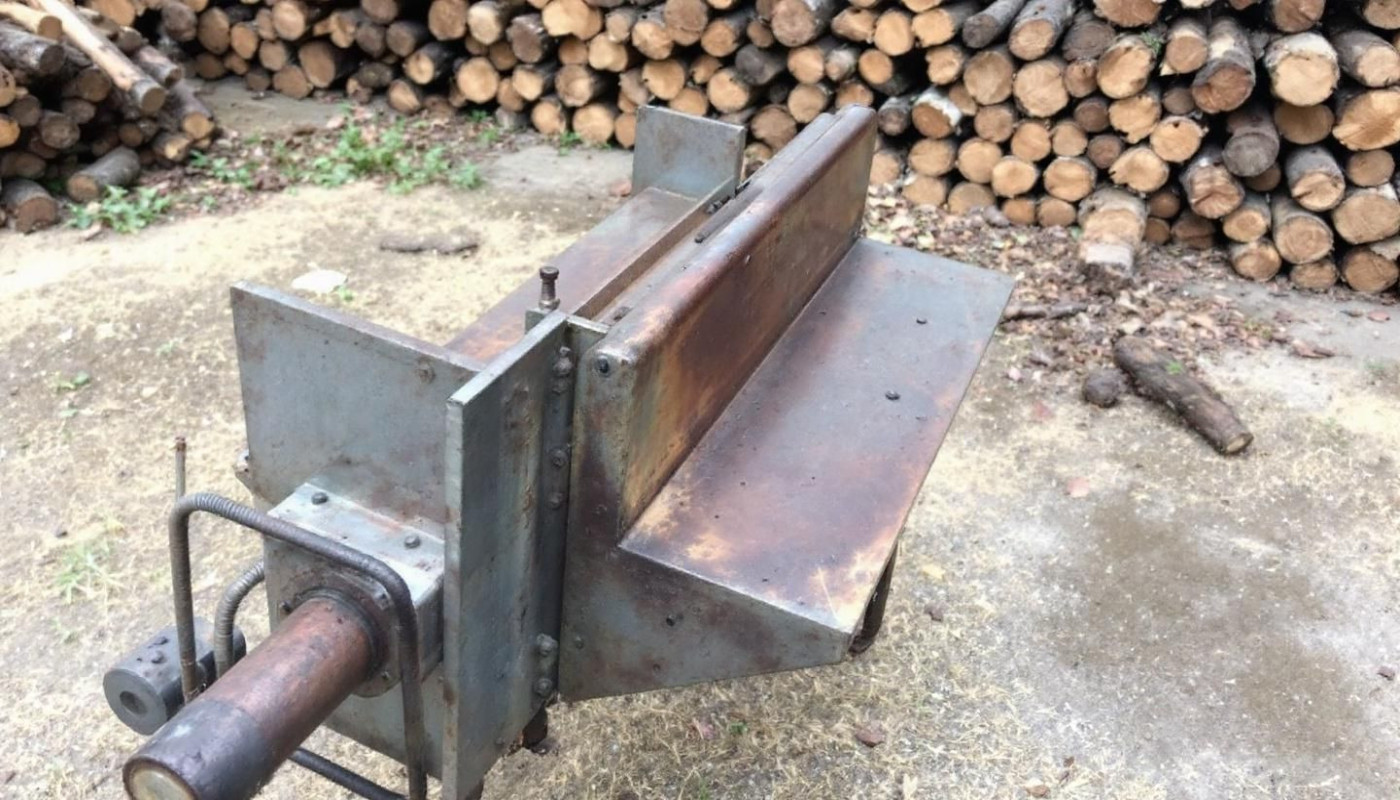 Comment choisir une fendeuse à bois adaptée à vos besoins ?